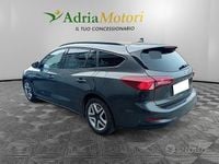 Usata Ford Focus ST 116 CV (85 kW) 2023 Grigio scuro Station wagon
