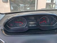 Usata Peugeot 208 Allure 68 CV (50 kW) 2014 Argento Utilitaria