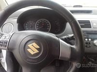 Usata Suzuki Swift 92 CV (67 kW) 2009 Bianco Utilitaria