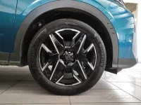 Usata Peugeot 3008 Allure 136 CV (100 kW) 2025 Blu SUV