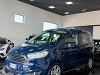 Usata Ford Tourneo Courier Titanium 100 CV (73 kW) 2016 Blu Monovolume