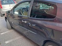 Usata Renault Clio II 98 CV (72 kW) 2007 Berlina