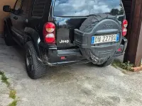 Usata Jeep Cherokee 163 CV (119 kW) 2008 Nero SUV
