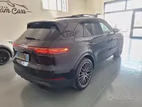 Usata Porsche Cayenne 441 CV (324 kW) 2018 Nero SUV