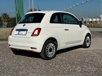 Begagnad Fiat 500 Lounge 71 HK (52 kW) 2020 Vit Sedan