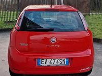 Usata Fiat Punto Lounge 78 CV (57 kW) 2014 Rosso Utilitaria