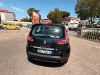 Usata Renault Scénic 110 CV (80 kW) 2010 Nero Monovolume