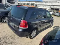 Usata Opel Zafira Enjoy 140 CV (102 kW) 2009 Blu Monovolume
