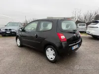 Gebraucht Renault Twingo Night&Day 75 PS (55 kW) 2014 Schwarz Kleinwagen