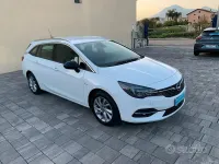 Usata Opel Astra S 105 CV (77 kW) 2022 Bianco Utilitaria