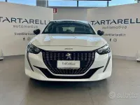 Usata Peugeot 208 Active 75 CV (55 kW) 2023 Bianco Utilitaria