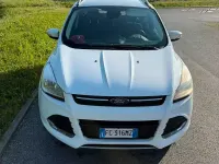Usata Ford Kuga 120 CV (88 kW) 2016 Bianco SUV