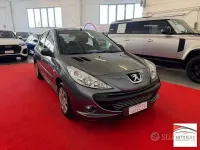 Usata Peugeot 206 60 CV (44 kW) 2009 Argento Berlina