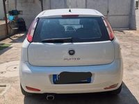 Usata Fiat Punto 75 CV (55 kW) 2015 Bianco Utilitaria