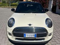Begagnad Mini One D 95 HK (69 kW) 2019 Vit Halvkombi