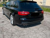 usata Audi A4 Avant Black Edition S-line 185 CV