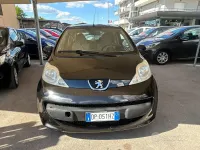 Usata Peugeot 107 68 CV (50 kW) 2008 Nero Utilitaria