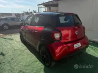 Usata Smart ForFour Superpassion 71 CV (52 kW) 2019 Rosso Utilitaria