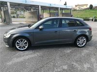 Usado Audi A3 Ambition 105 CV (77 kW) 2014 Gris Berlina