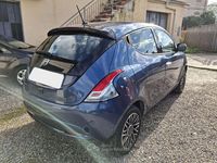 Usata Lancia Ypsilon 69 CV (50 kW) 2024 Blu Utilitaria