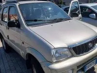 Usata Daihatsu Terios 86 CV (63 kW) 2005 Oro SUV