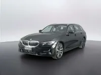 Usata BMW 320 Luxury Line 190 CV (139 kW) 2021 Black sapphire metallizzato Station wagon