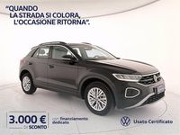 Usata VW T-Roc Life 116 CV (85 kW) 2024 Deep black perlato SUV