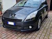 Usata Peugeot 5008 112 CV (82 kW) 2011 Monovolume