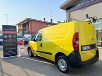 Usata Fiat Doblò 95 CV (69 kW) 2019 Giallo Monovolume