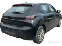 Usata Peugeot 208 Active 75 CV (55 kW) 2021 Nero Utilitaria