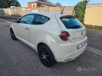 Usata Alfa Romeo MiTo Distinctive 85 CV (62 kW) 2015 Beige Utilitaria