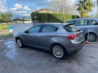 Usata Alfa Romeo Giulietta 170 CV (125 kW) 2013 Grigio Utilitaria