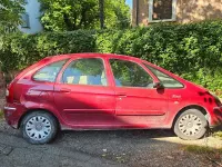 Usata Citroën Xsara Picasso 90 CV (66 kW) 2006 Rosso Monovolume