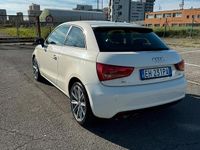 Usata Audi A1 Ambition 122 CV (89 kW) 2011 Bianco Utilitaria