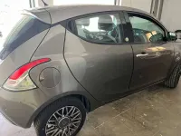 Usata Lancia Ypsilon Gold 69 CV (50 kW) 2017 Bronzo Utilitaria
