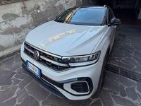 Usata VW T-Roc R-line 110 CV (80 kW) 2023 Beige SUV
