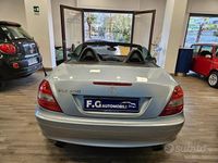 Usata Mercedes SLK200 163 CV (119 kW) 2004 Grigio Cabrio