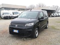 Usata Fiat Doblò 102 CV (75 kW) 2024 Nero Monovolume
