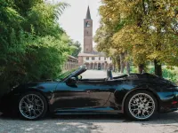 Usata Porsche 911 Carrera Cabriolet 394 CV (289 kW) 2025 Jet black metallic Cabrio