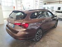 Usata Fiat Tipo Lounge 120 CV (88 kW) 2018 Marrone Station wagon