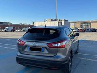 Usata Nissan Qashqai N-Connecta 131 CV (96 kW) 2017 Grigio SUV