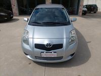 Usata Toyota Yaris Sol 84 CV (61 kW) 2007 Grigio Utilitaria