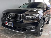 Usata Volvo XC40 Inscription 179 CV (131 kW) 2020 Viola SUV