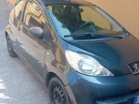 Usata Peugeot 107 68 CV (50 kW) 2006 Grigio Utilitaria