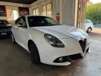 Usata Alfa Romeo Giulietta Super 120 CV (88 kW) 2018 Bianco Utilitaria