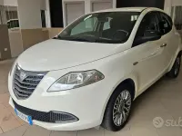Usata Lancia Ypsilon S 69 CV (50 kW) 2012 Bianco Utilitaria