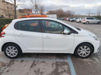Usata Peugeot 208 Active 75 CV (55 kW) 2017 Bianco Utilitaria
