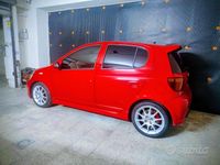 Usata Toyota Yaris Edition 150 CV (110 kW) 2004 Rosso Utilitaria