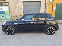 Begagnad Mini Cooper SD Business 170 HK (125 kW) 2015 Halvkombi