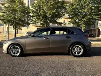 Usata Mercedes A180 Business 116 CV (85 kW) 2019 Grigio Berlina